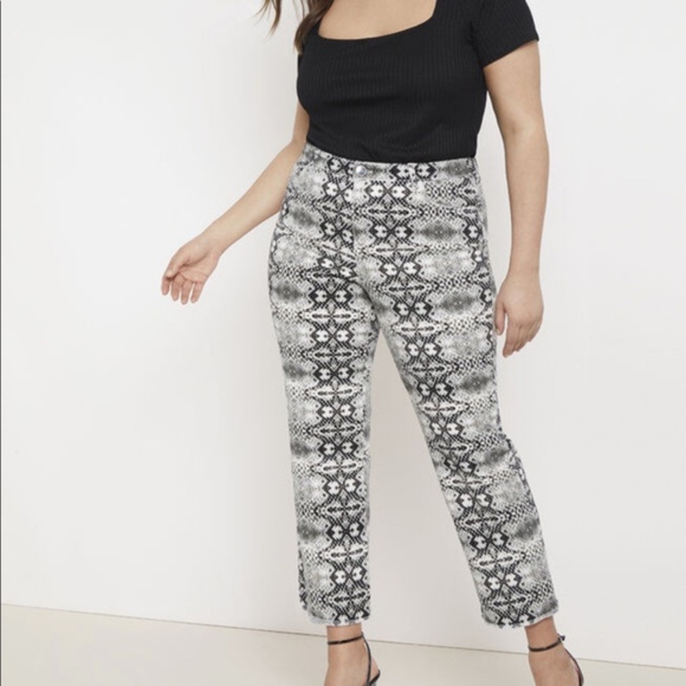Relaxed fit snake skin print jeans